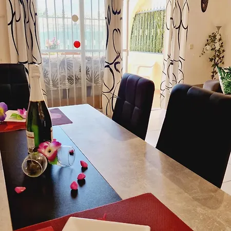 Vacanze Mareverde شقة